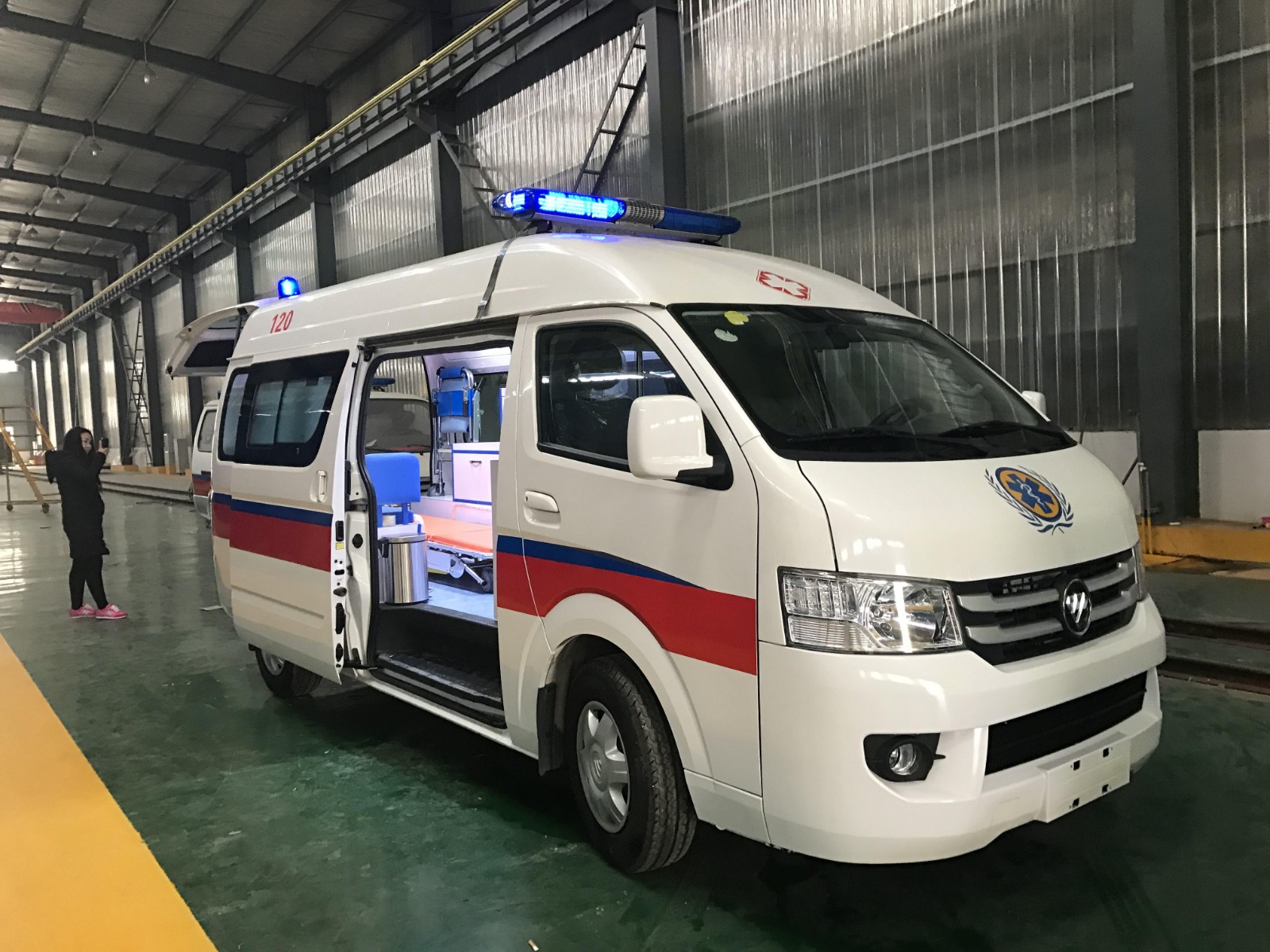 平塘县救护车转院